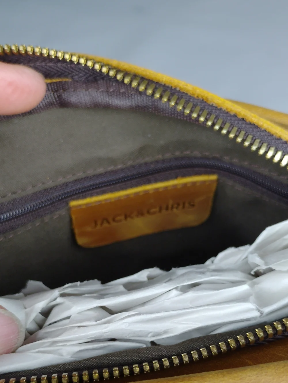 Jack & Chris Men's Compact Leather Crossbody Messanger Bag.